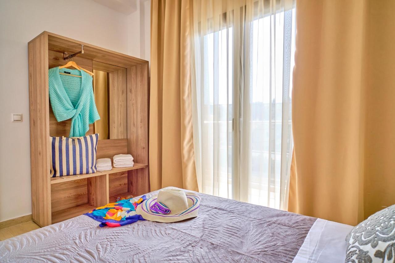 Sunflower Suites Gouvia Corfu Exterior photo